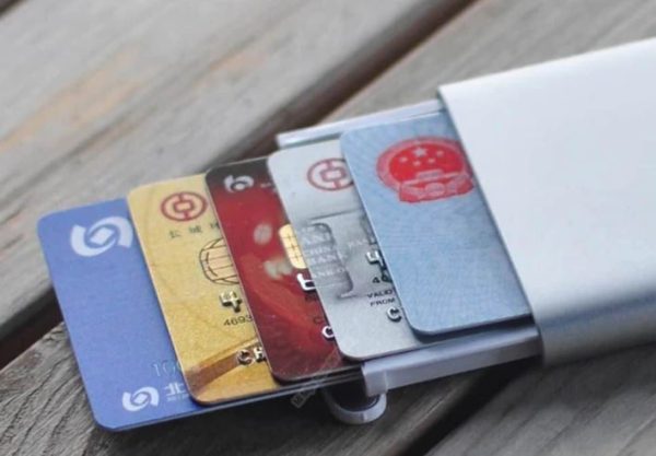 Gadgeturi Etui Xiaomi Mi – Cardholder
